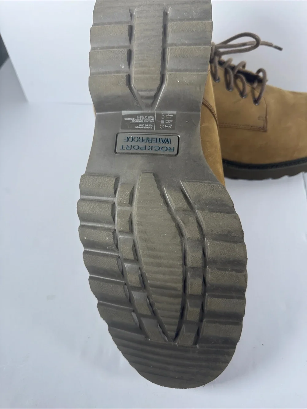Rockport Men's shoes in Tan Suede